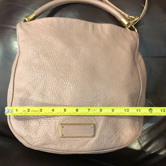 MARC JACOBS Mauve Dusty Rose Tumbled Leather Adjustable Strap Shoulder Bag - Picture 14 of 17